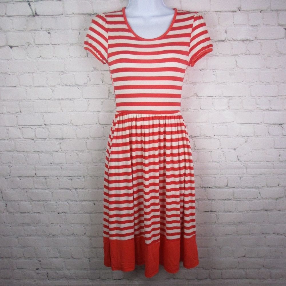 Nwot Striped Solid Flowy Bottom Dress - image 1